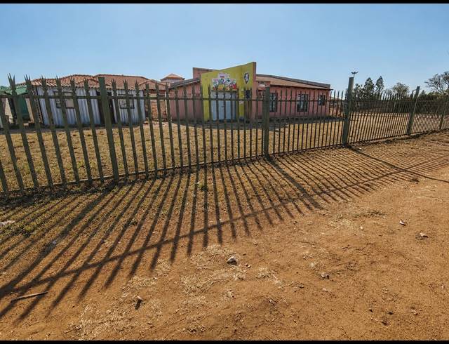 2 BEDROOM HOUSE FOR SALE IN MEYERTON PARK